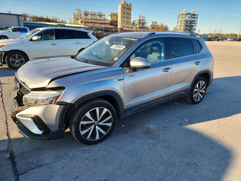 72999865 :رقم المزاد ، 3VVSX7B24NM089038 vin ، 2022 Volkswagen Taos مزاد بيع