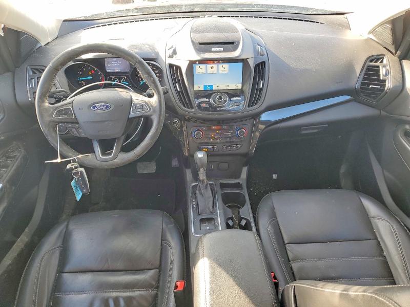 Продажа на аукционе авто 2017 Ford Escape, vin: 1FMCU9J93HUE40572, номер лота: 99756695