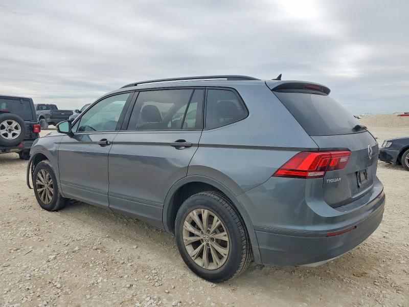 2020 Volkswagen Tiguan მანქანა იყიდება აუქციონზე, vin: 3VV0B7AX2LM058855, აუქციონის ნომერი: 72801535