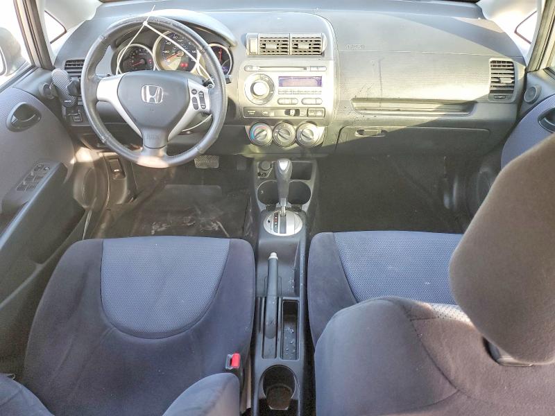 Продажа на аукционе авто 2008 Honda Fit, vin: JHMGD38628S043220, номер лота: 74134735