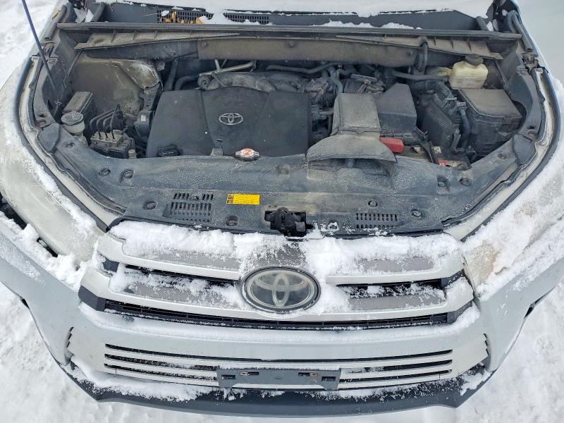 73836505 :رقم المزاد ، 5TDBZRFH6HS484488 vin ، 2017 Toyota Highlander مزاد بيع