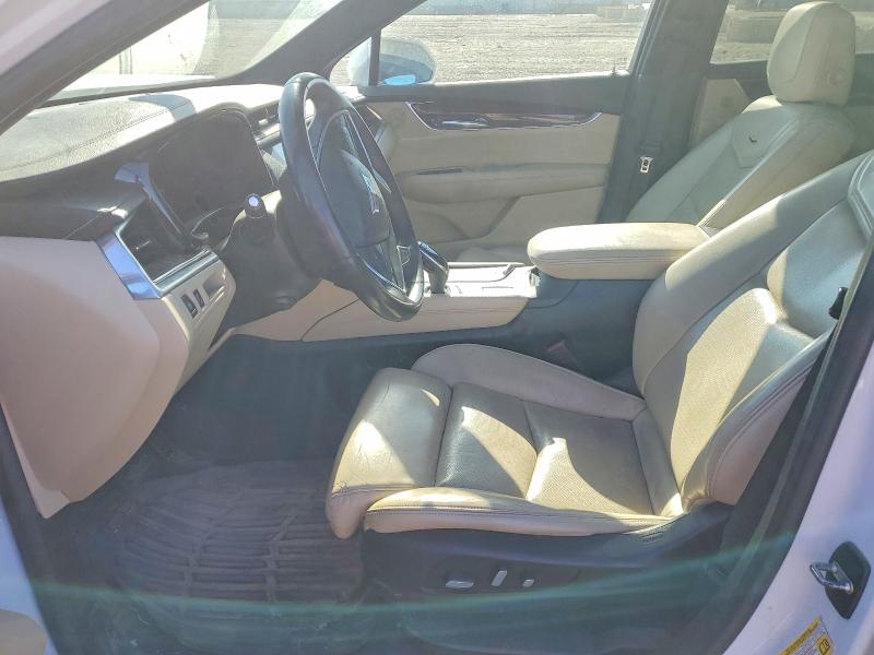 74024795 :رقم المزاد ، 1GYKNDRS0HZ166817 vin ، 2017 Cadillac Xt5 مزاد بيع