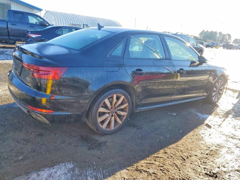 72391145 :رقم المزاد ، WAUDNAF48JA040323 vin ، 2018 Audi A4 Premium مزاد بيع