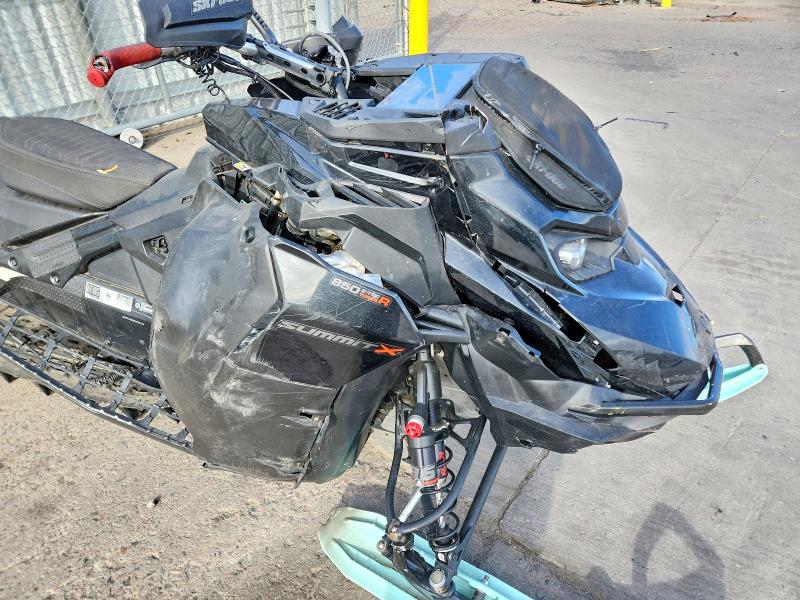 Продаж на аукціоні авто 2025 Ski-doo Summit X85, vin: 2BPSTSSE8SV000106, номер лоту: 97122495