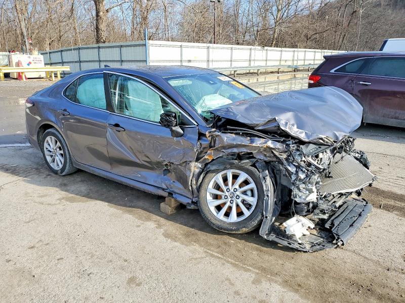 2022 Toyota Camry მანქანა იყიდება აუქციონზე, vin: 4T1C11BK5NU070197, აუქციონის ნომერი: 72245605
