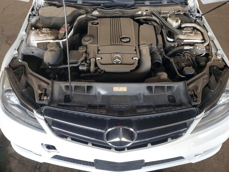 Продаж на аукціоні авто 2015 Mercedes-benz C, vin: WDDGJ4HB6FG355060, номер лоту: 99172235