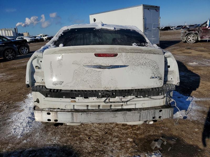 2018 Chrysler 300 მანქანა იყიდება აუქციონზე, vin: 2C3CCABG0JH204013, აუქციონის ნომერი: 74946185