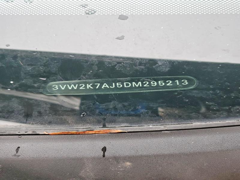 99430205 :رقم المزاد ، 3VW2K7AJ5DM295213 vin ، 2013 Volkswagen Jetta مزاد بيع