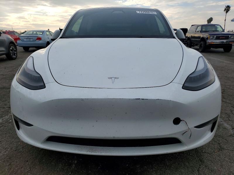 2024 Tesla Model Y მანქანა იყიდება აუქციონზე, vin: 7SAYGDED8RF094681, აუქციონის ნომერი: 74398615