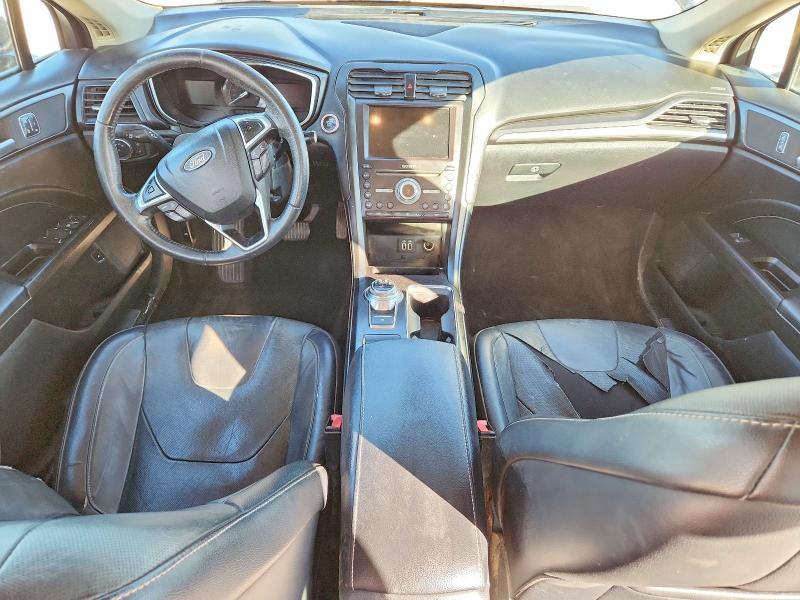 99905285 :رقم المزاد ، 3FA6P0RU4KR120601 vin ، 2019 Ford Fusion مزاد بيع