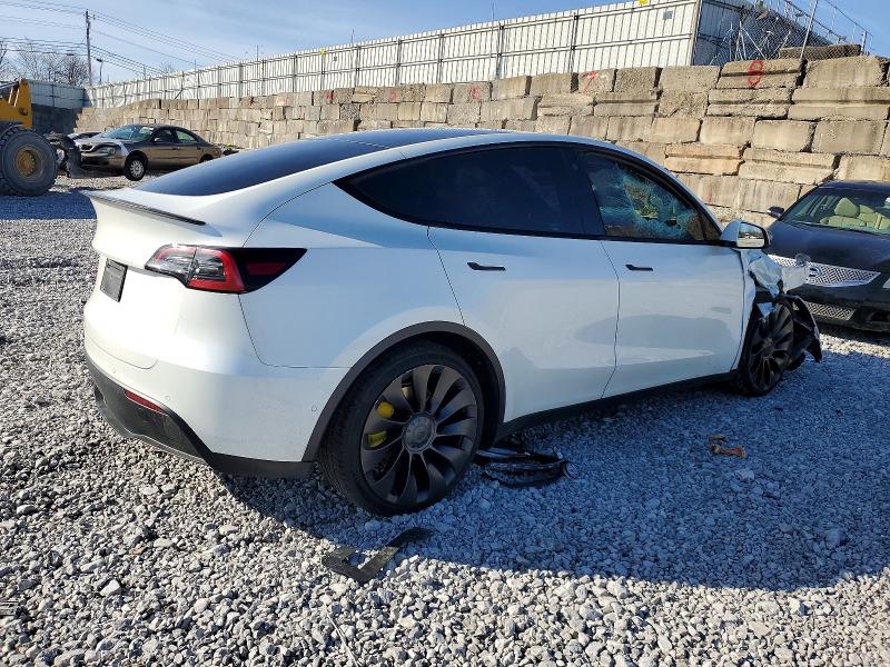 2022 Tesla Model Y მანქანა იყიდება აუქციონზე, vin: 7SAYGDEF8NF397665, აუქციონის ნომერი: 98052725