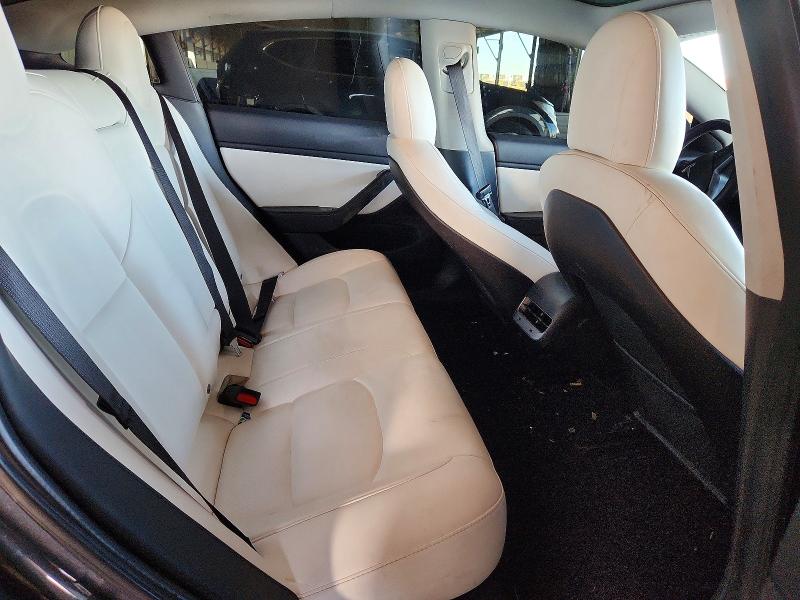 74205555 :رقم المزاد ، 5YJ3E1EA4KF519577 vin ، 2019 Tesla Model 3 مزاد بيع