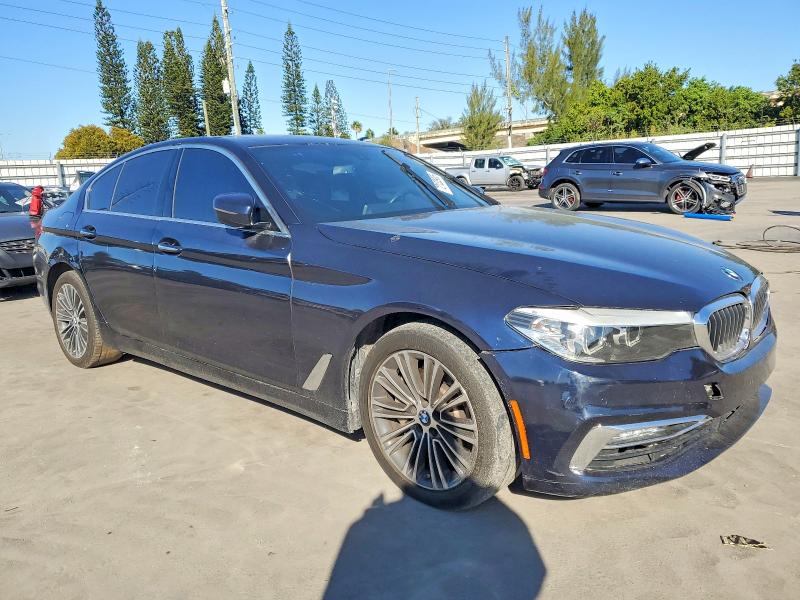 72133905 :رقم المزاد ، WBAJA5C51JWA38874 vin ، 2018 Bmw 530 مزاد بيع