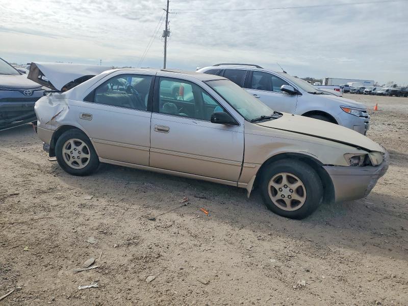 1997 Toyota Camry მანქანა იყიდება აუქციონზე, vin: 4T1BG22KXVU150773, აუქციონის ნომერი: 73709845