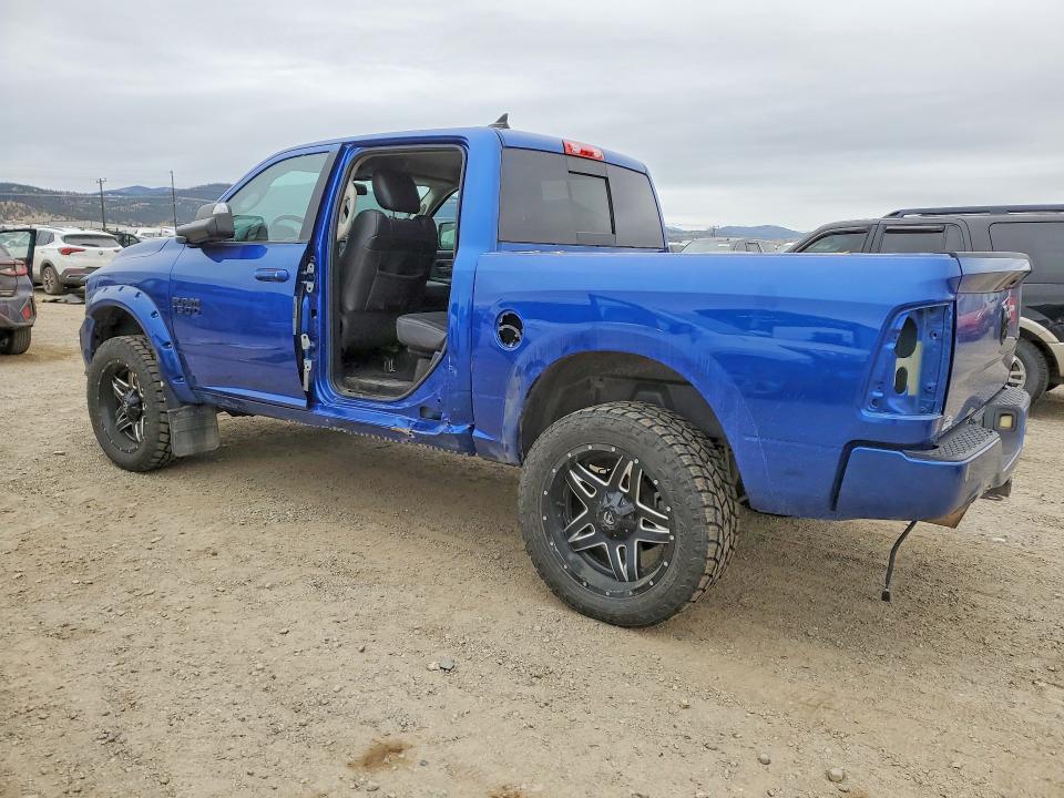 75358315 :رقم المزاد ، 1C6RR7MT7JS213292 vin ، 2018 Ram 1500 مزاد بيع