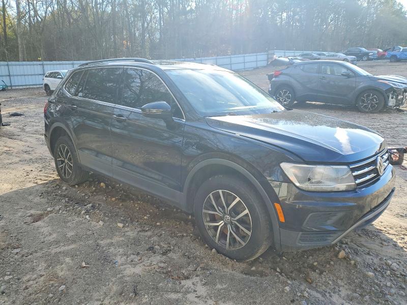 72392485 :رقم المزاد ، 3VV3B7AX7KM149213 vin ، 2019 Volkswagen Tiguan مزاد بيع
