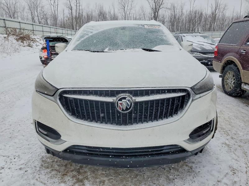 98865135 :رقم المزاد ، 5GAERBKW5JJ143015 vin ، 2018 Buick Enclave مزاد بيع