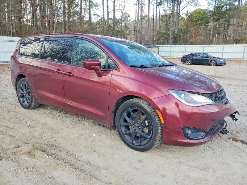 Продаж на аукціоні авто 2020 Chrysler Pacifica, vin: 2C4RC1FG0LR110467, номер лоту: 73031725