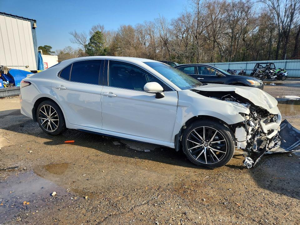 Продаж на аукціоні авто 2024 Toyota Camry, vin: 4T1T11AK9RU198840, номер лоту: 74431115