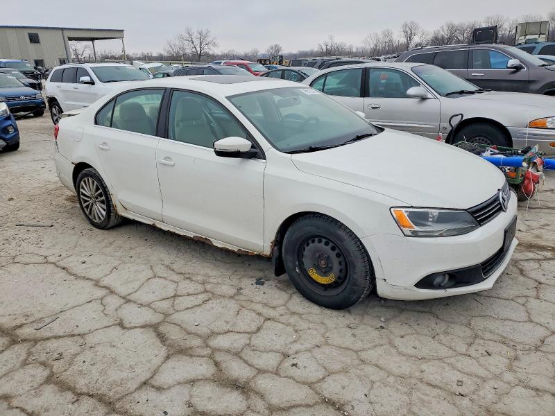 Auction sale of the 2011 Volkswagen Jetta, vin: 3VWLZ7AJ3BM003796, lot number: 99115315