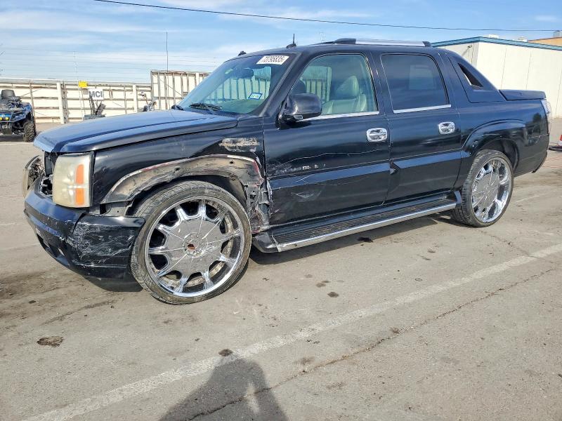2003 Cadillac Escalade E მანქანა იყიდება აუქციონზე, vin: 3GYEK63N03G266672, აუქციონის ნომერი: 73795835