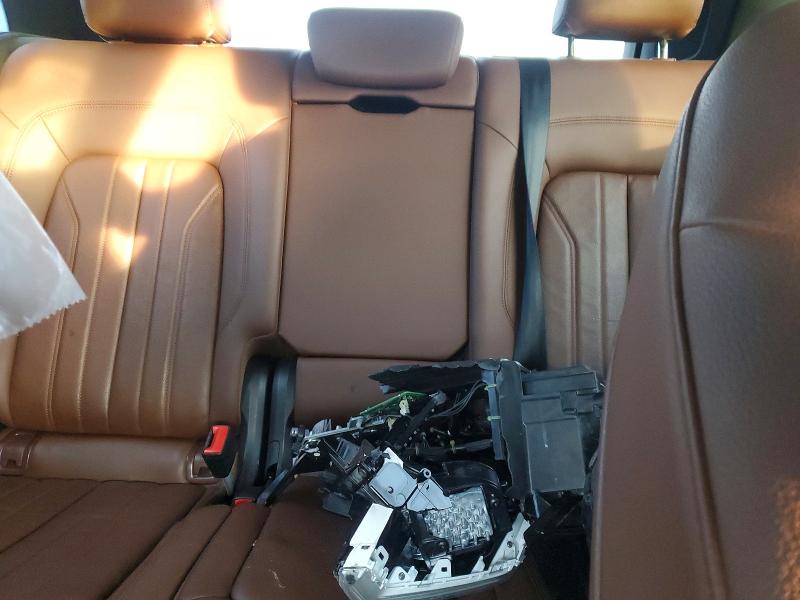 72527595 :رقم المزاد ، WA1BNAFY2J2041811 vin ، 2018 Audi Q5 مزاد بيع