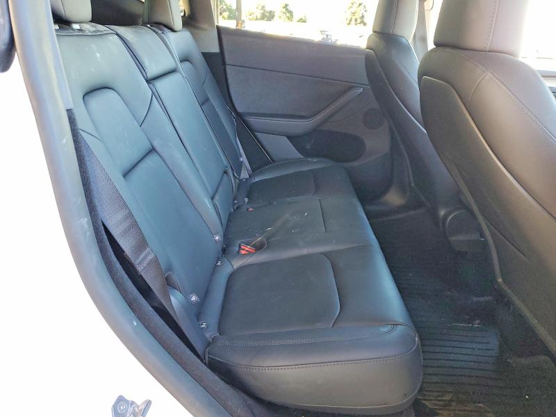 2025 Tesla Model Y მანქანა იყიდება აუქციონზე, vin: 7SAYGDED6SA359293, აუქციონის ნომერი: 72277325