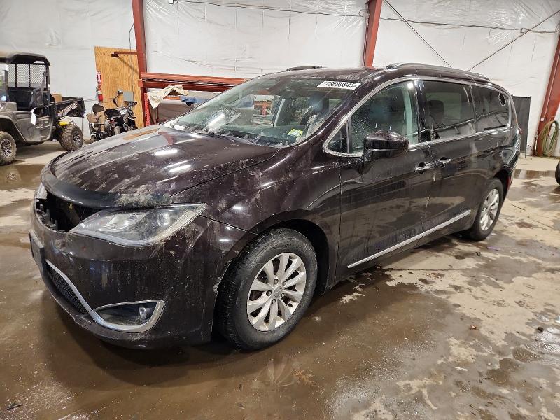 2017 Chrysler Pacifica T მანქანა იყიდება აუქციონზე, vin: 2C4RC1BG4HR653947, აუქციონის ნომერი: 73690845