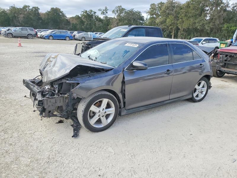 2014 Toyota Camry მანქანა იყიდება აუქციონზე, vin: 4T1BF1FKXEU323876, აუქციონის ნომერი: 72781635