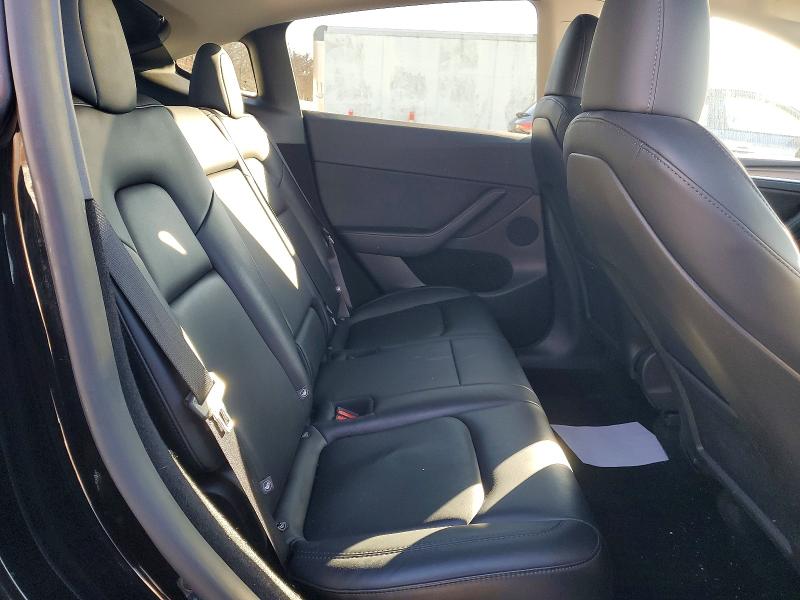 2025 Tesla Model Y მანქანა იყიდება აუქციონზე, vin: 7SAYGDEE7SF306484, აუქციონის ნომერი: 99900975