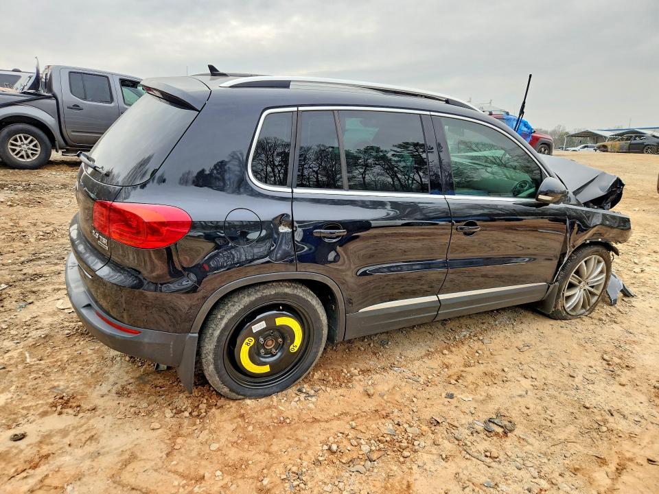 2013 Volkswagen Tiguan მანქანა იყიდება აუქციონზე, vin: WVGBV7AX8DW546574, აუქციონის ნომერი: 75293595
