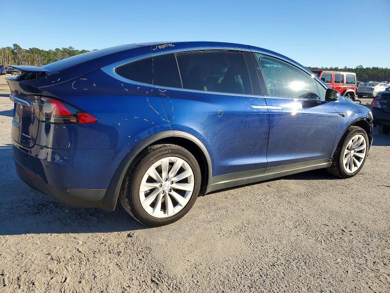 2019 Tesla Model X მანქანა იყიდება აუქციონზე, vin: 5YJXCDE24KF183804, აუქციონის ნომერი: 74330925