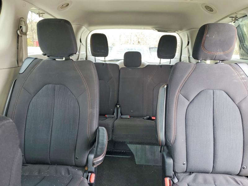 Продажа на аукционе авто 2017 Chrysler Pacifica, vin: 2C4RC1DG0HR565216, номер лота: 74926415