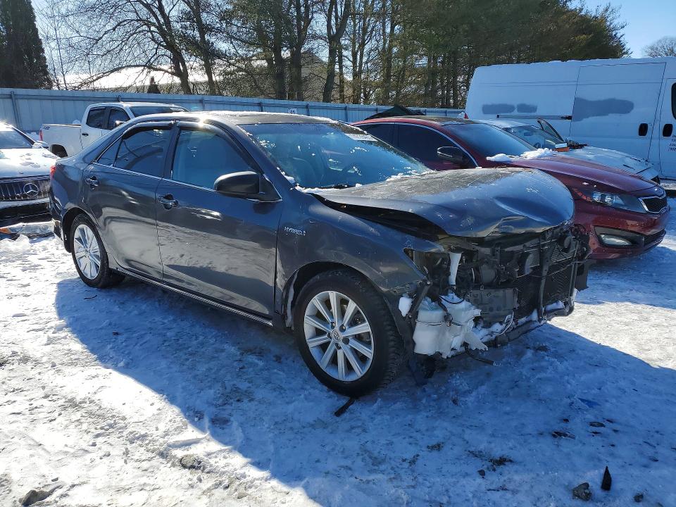 74728405 :رقم المزاد ، 4T1BD1FK6DU088493 vin ، 2013 Toyota Camry مزاد بيع