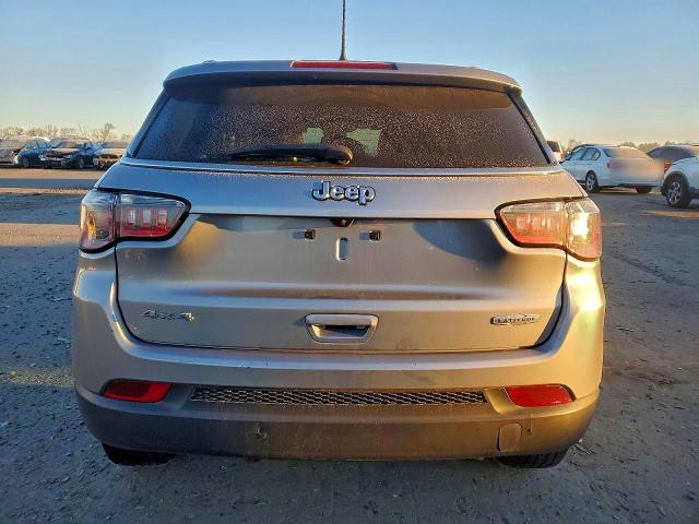 73118745 :رقم المزاد ، 3C4NJDBB5NT121187 vin ، 2022 Jeep Compass مزاد بيع