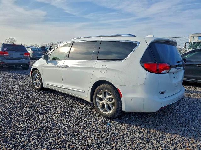 Продажа на аукционе авто 2018 Chrysler Pacifica, vin: 2C4RC1EG9JR353113, номер лота: 99488195