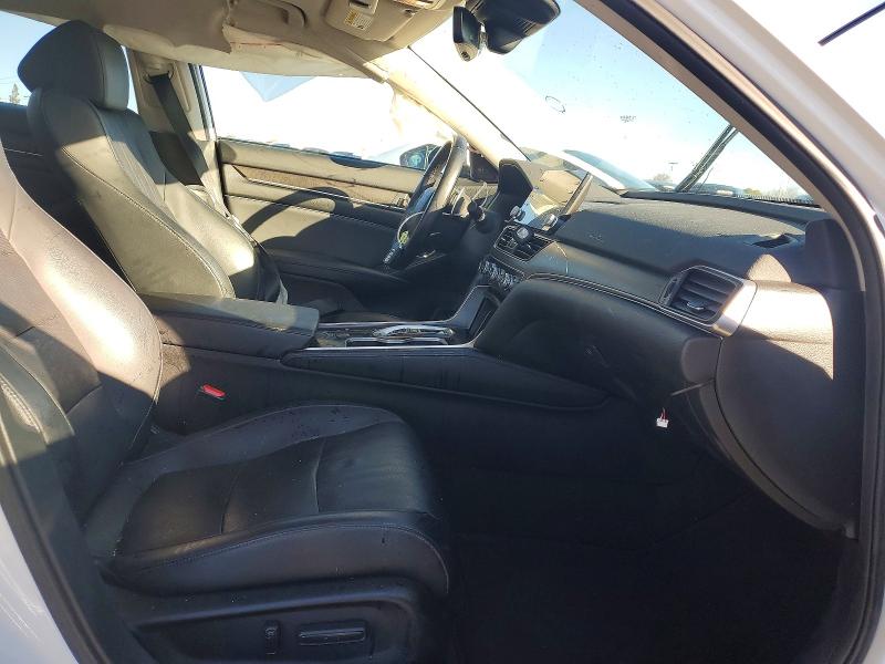 Продажа на аукционе авто 2018 Honda Accord Tou, vin: 1HGCV2F98JA004763, номер лота: 72364995