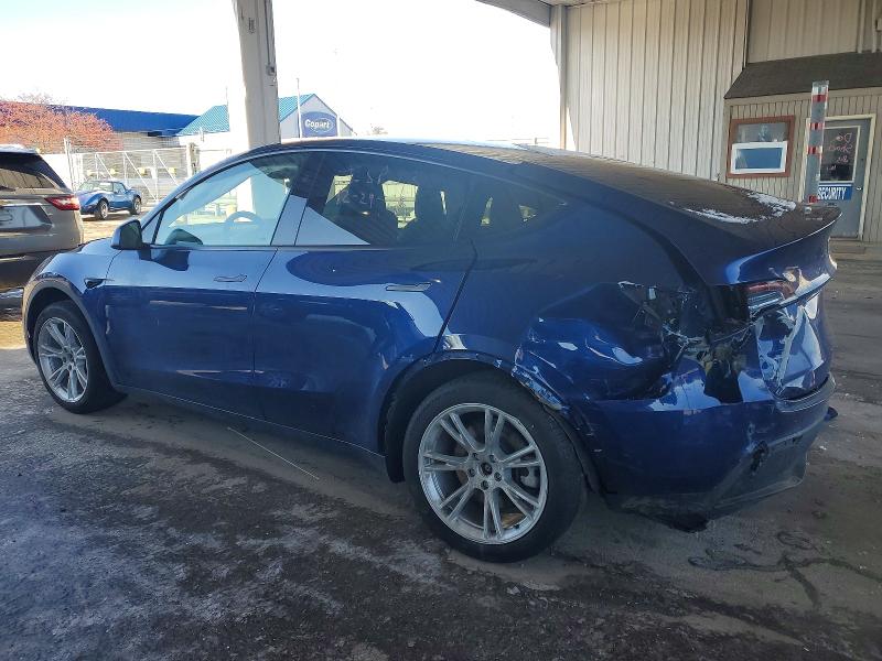 2024 Tesla Model Y მანქანა იყიდება აუქციონზე, vin: 7SAYGDEE3RA282692, აუქციონის ნომერი: 72521415