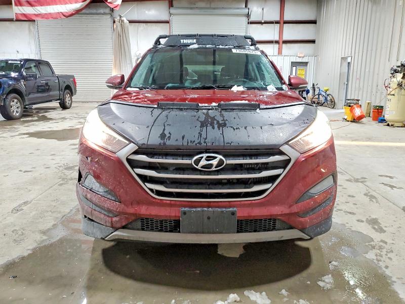 56464716 :رقم المزاد ، KM8J3CA28JU775584 vin ، 2018 Hyundai Tucson مزاد بيع