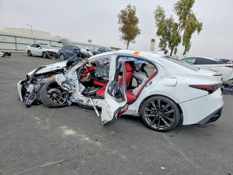 74132405 :رقم المزاد ، JTHGZ1B28N5050646 vin ، 2022 Lexus Is مزاد بيع