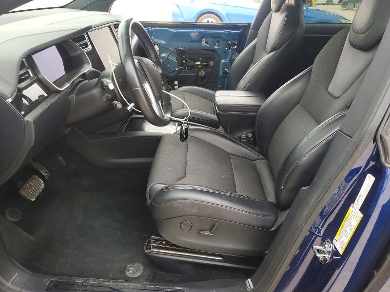 Продаж на аукціоні авто 2017 Tesla Model X, vin: 5YJXCAE27HF076740, номер лоту: 73695125