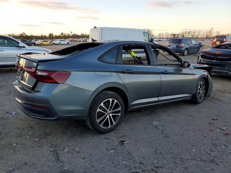 Auction sale of the 2025 Volkswagen Jetta Spor, vin: 3VWBX7BU1SM084355, lot number: 99451585