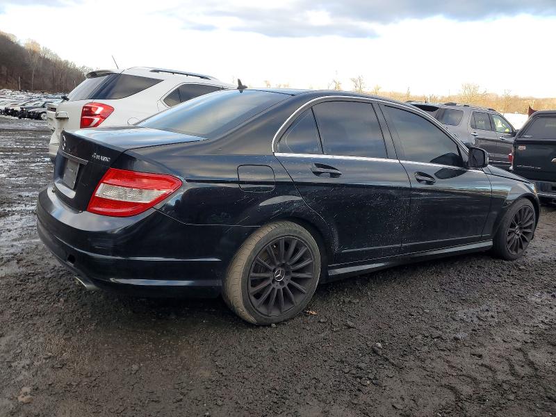 57484436 :رقم المزاد ، WDDGF81X99F297180 vin ، 2009 Mercedes-benz C مزاد بيع