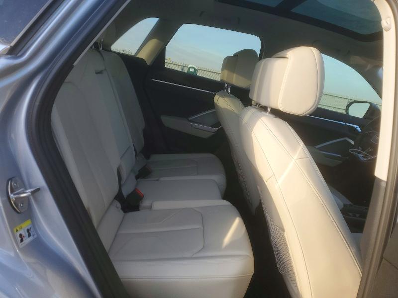 73364035 :رقم المزاد ، WA1BUCF36N1041258 vin ، 2022 Audi Q3 Premium مزاد بيع