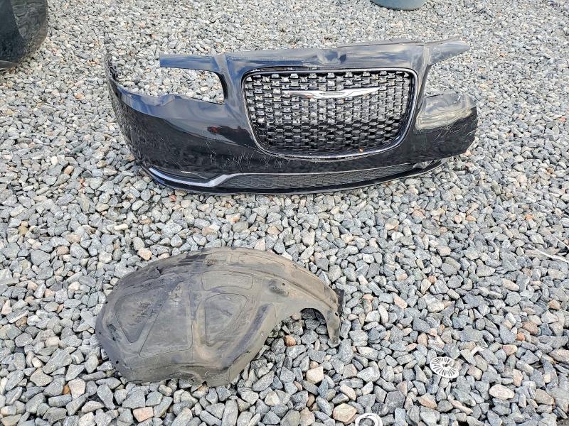 99499315 :رقم المزاد ، 2C3CCABG5HH588154 vin ، 2017 Chrysler 300 مزاد بيع