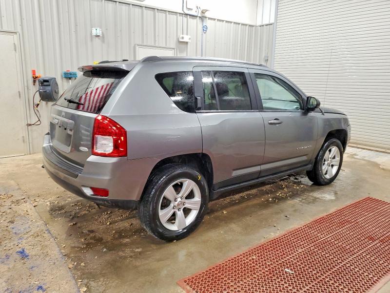 97388995 :رقم المزاد ، 1C4NJDEB7CD603318 vin ، 2012 Jeep Compass مزاد بيع