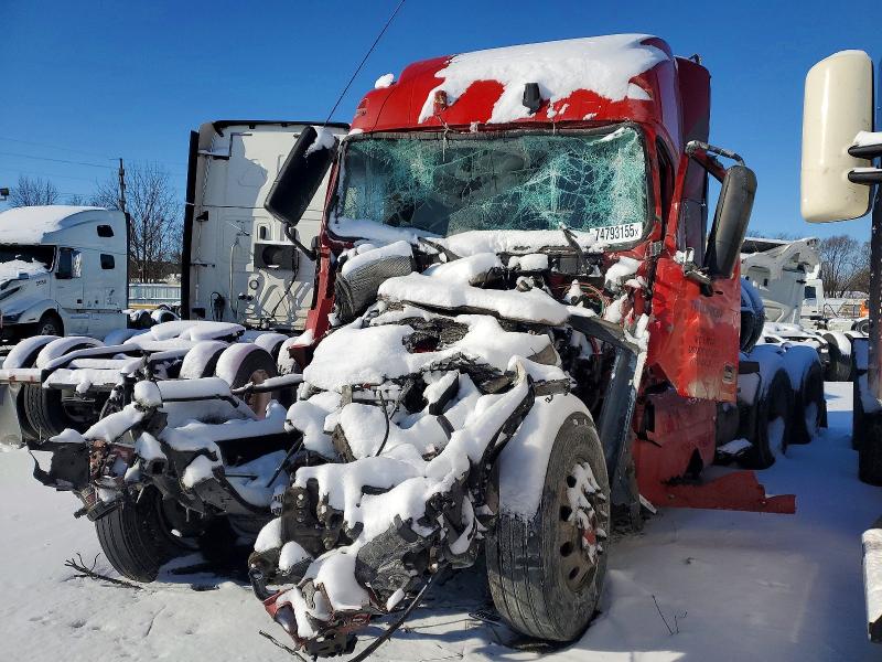 2015 Volvo Vnl მანქანა იყიდება აუქციონზე, vin: 4V4NC9TJ5FN917392, აუქციონის ნომერი: 74793155