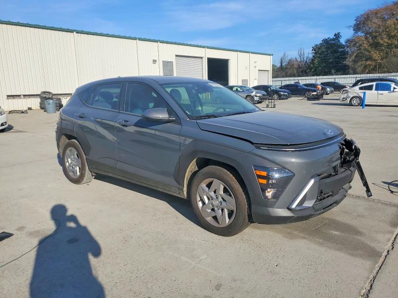 98220405 :رقم المزاد ، KM8HA3AB5SU331245 vin ، 2025 Hyundai Kona Se مزاد بيع