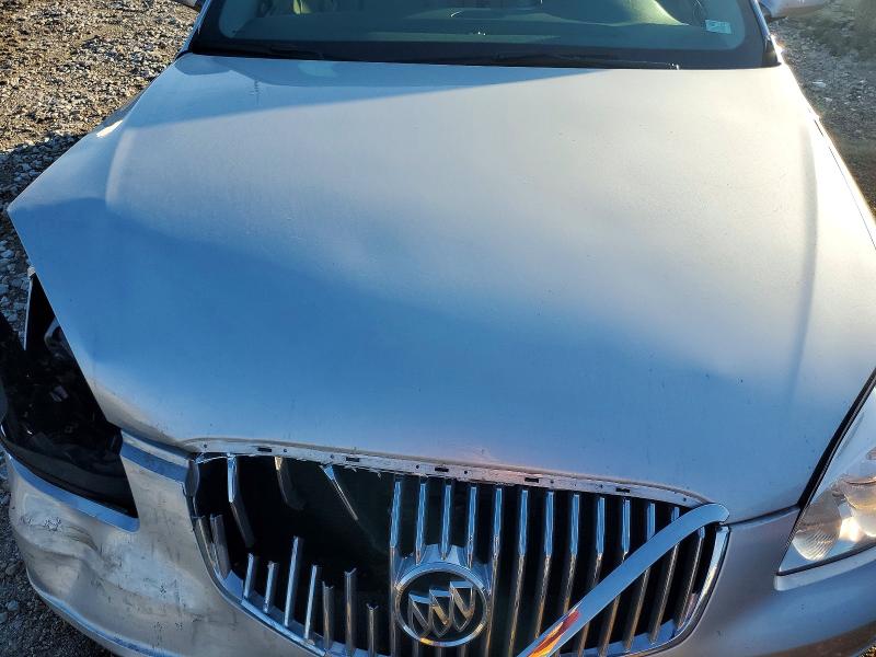 98640065 :رقم المزاد ، 1G4HC5EM5BU152351 vin ، 2011 Buick Lucerne مزاد بيع