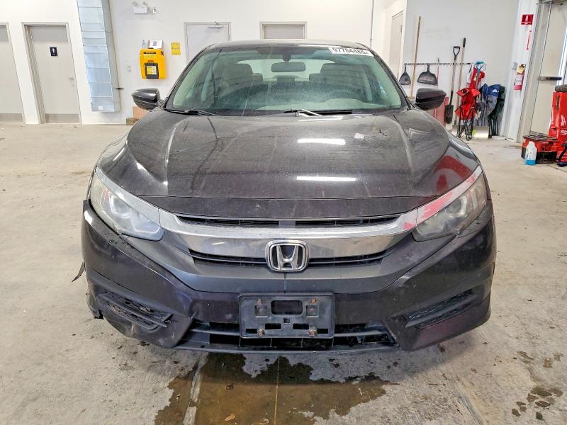 Продажа на аукционе авто 2016 Honda Civic Lx, vin: 2HGFC2E52GH031887, номер лота: 97784485